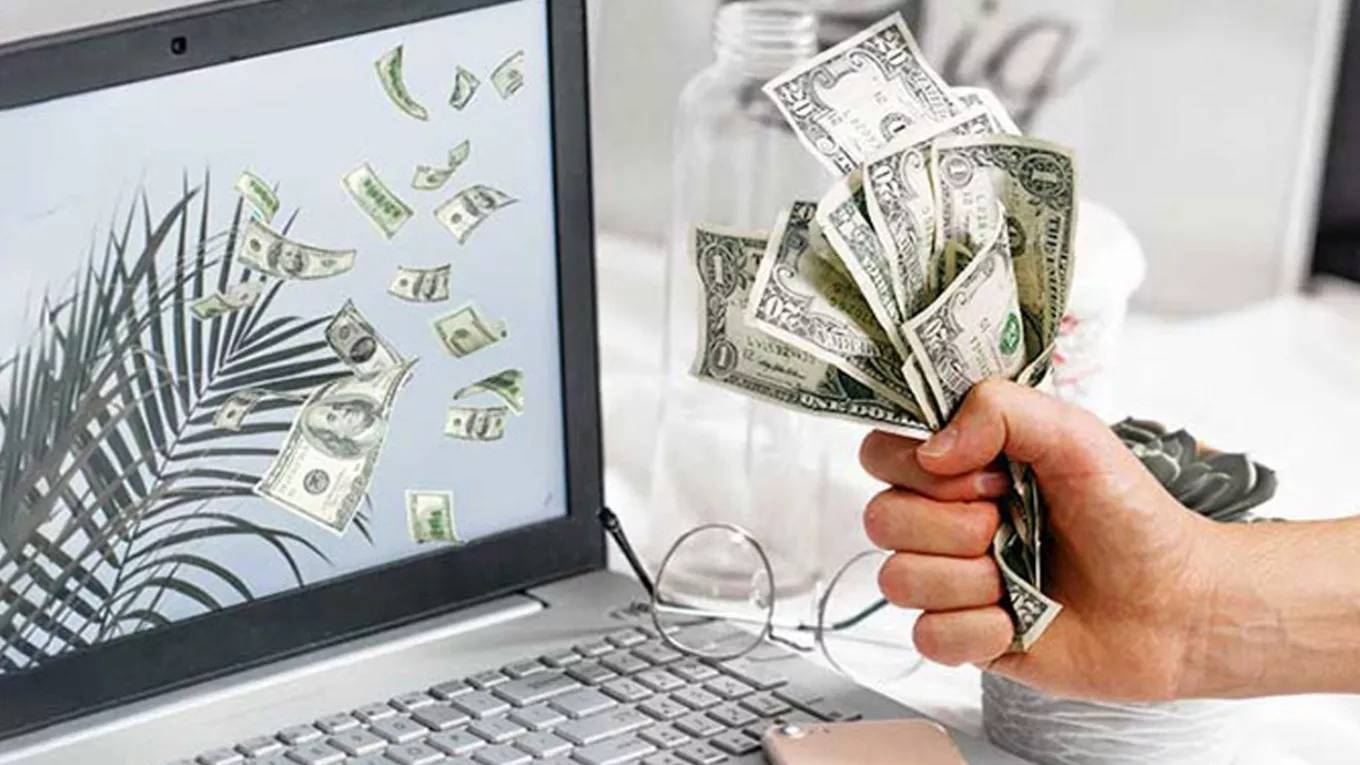 از طراحی سایت در ایران درآمد دلاری کسب کن از طراحی سایت در ایران درآمد دلاری کسب کن